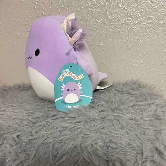 Monica the Axolotl - Picture 2 of 8